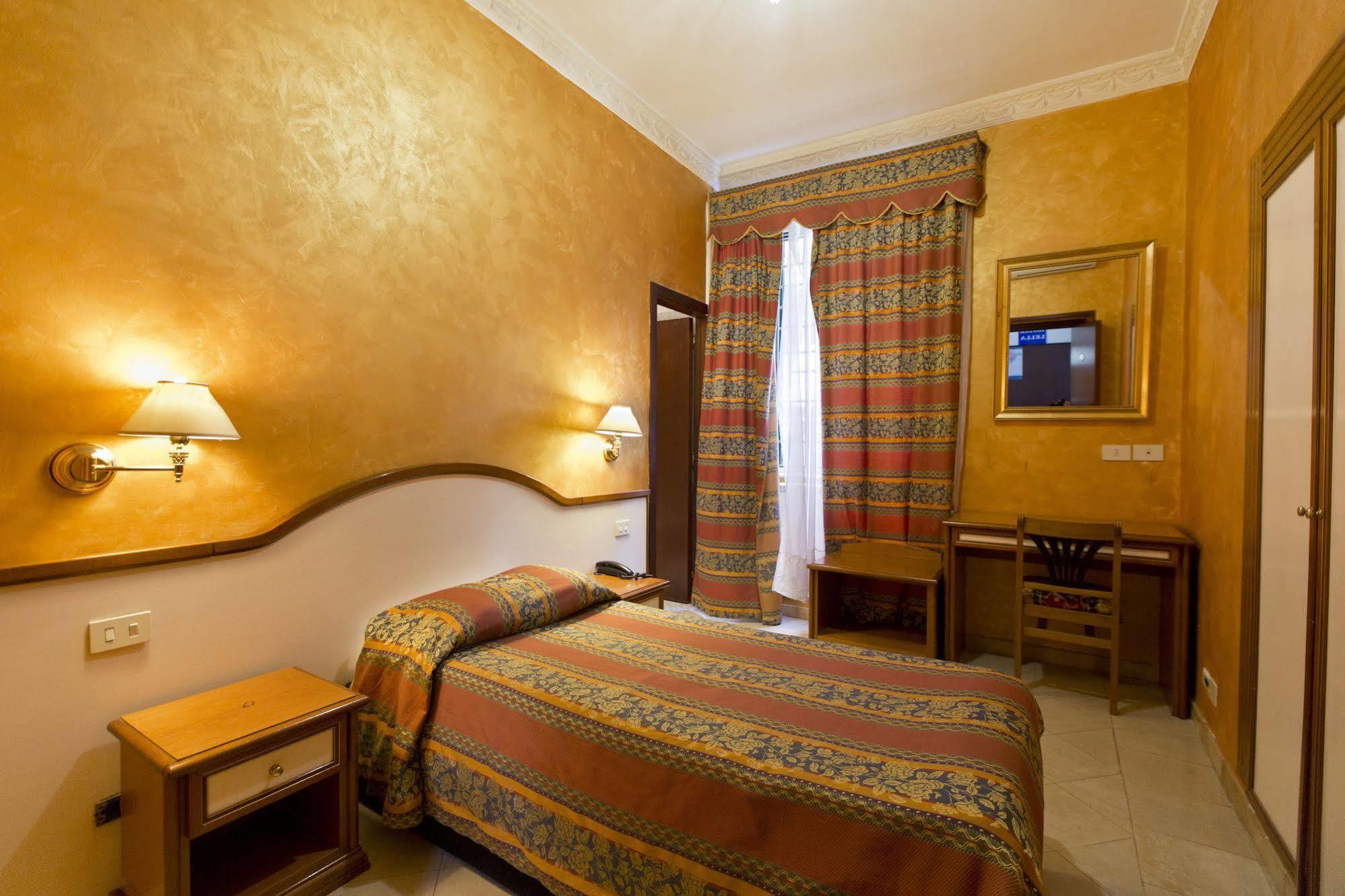 Hotel Lella Roma Ngoại thất bức ảnh